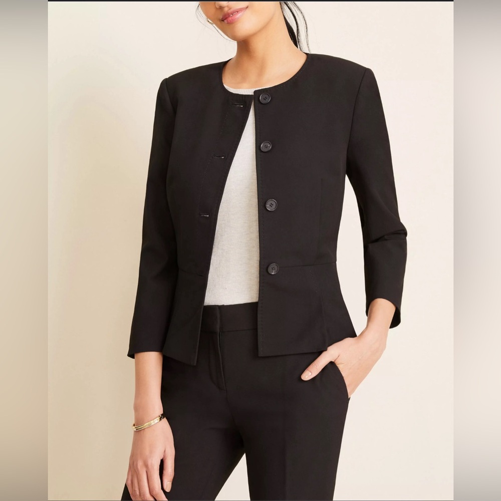 ANN TAYLOR Seasonless Stretch Peplum Jacket // Office Siren Blazer